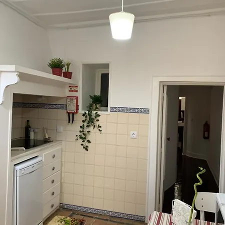 Passport Lisbon Apartments Hotel *